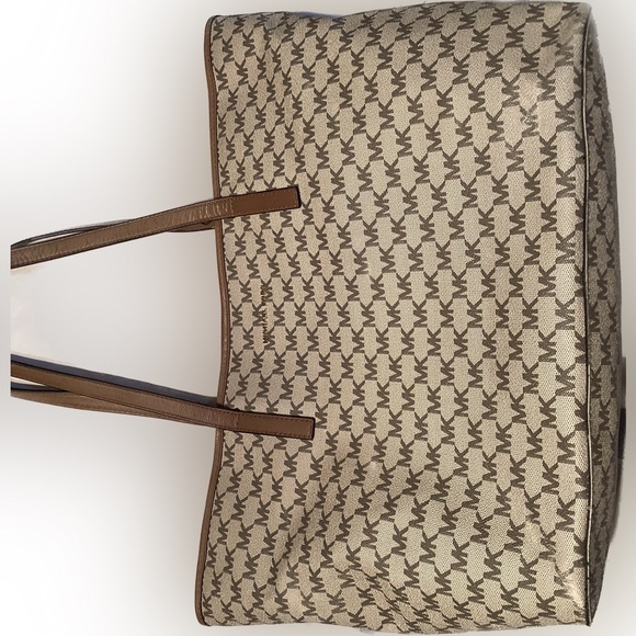 MICHAEL KORS EMRY JET SET SIGNATURE TOTE LEATHER TRIM LARGE ZIP TOTE - Picture 12 of 16